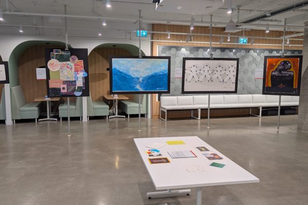 PXL_20251204_211752137